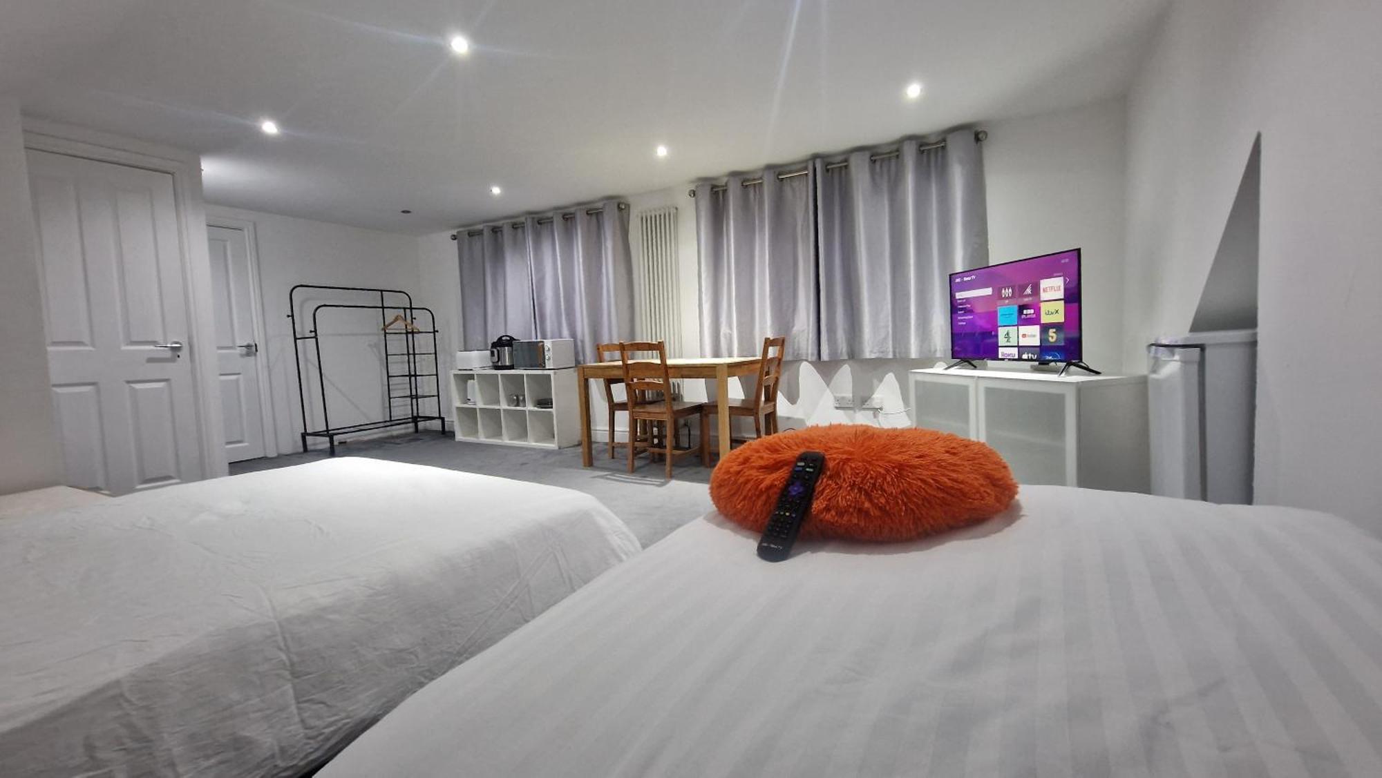 Апартаменты Snoozeden Westmead, Виндзор Экстерьер фото