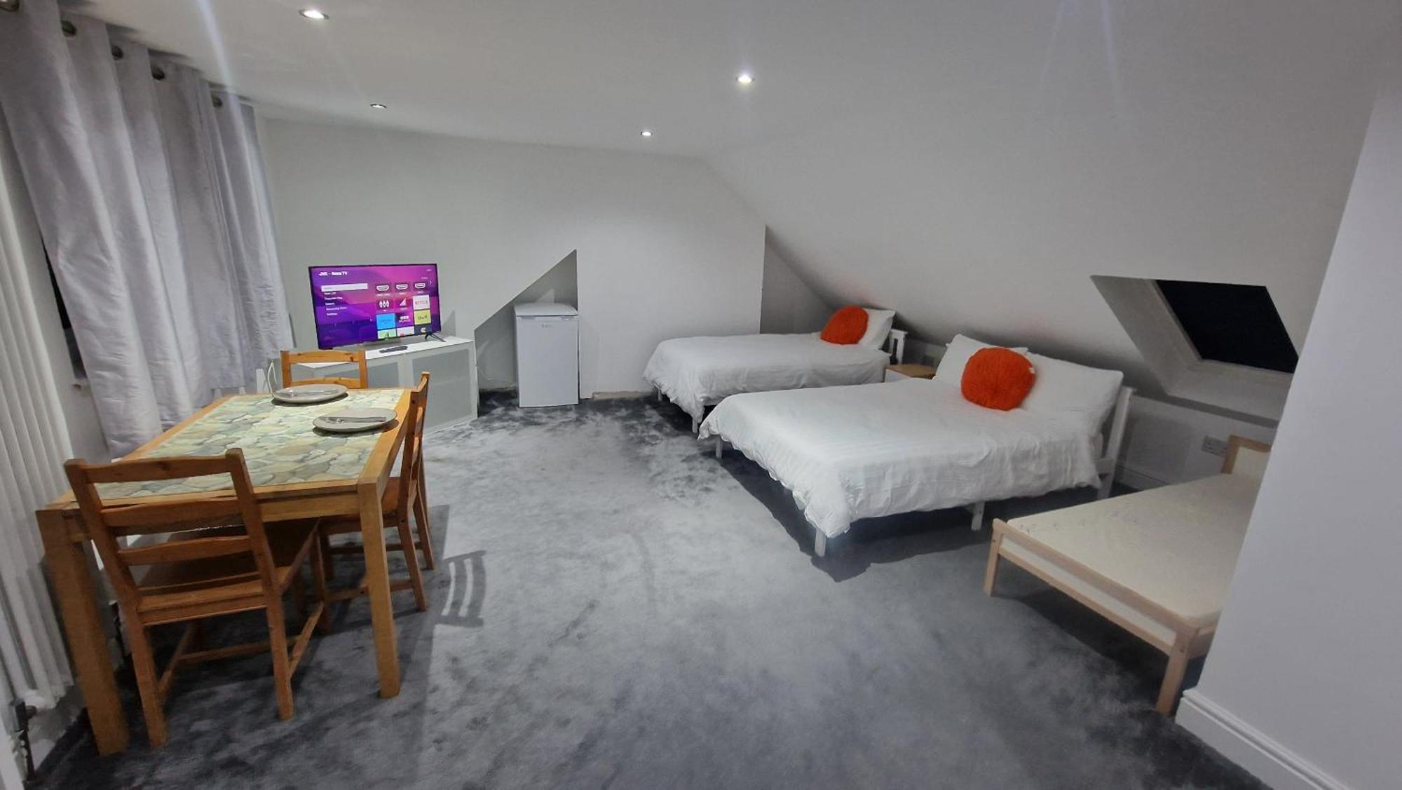 Апартаменты Snoozeden Westmead, Виндзор Экстерьер фото