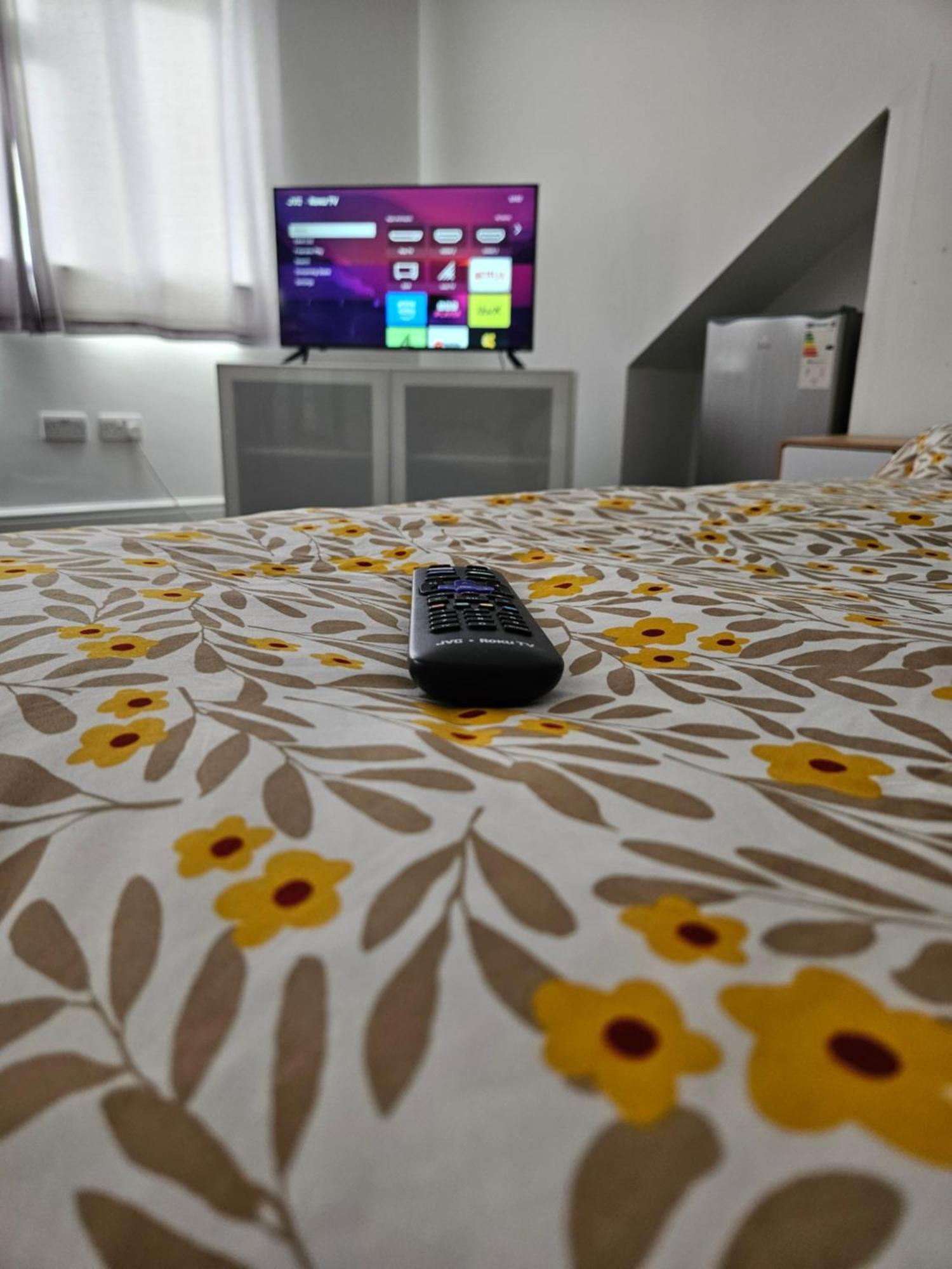 Апартаменты Snoozeden Westmead, Виндзор Экстерьер фото
